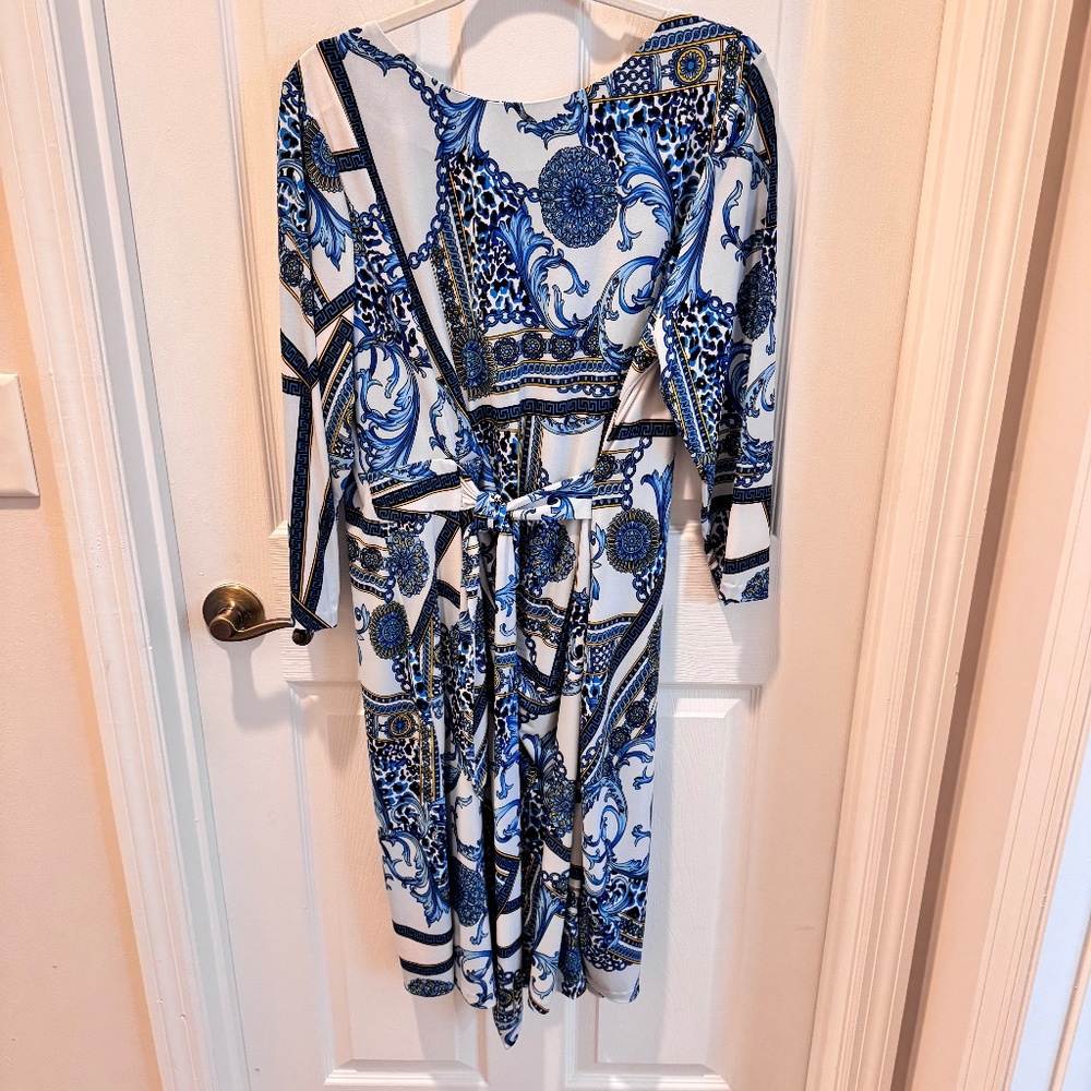 Peter Nygard Woman's XL Blue Art Design Dress